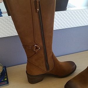 Tall brown boots womens size 10.side zipper. 2 inc
